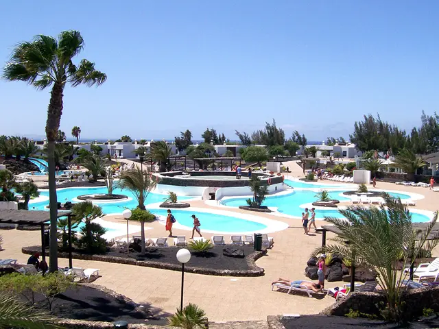 High-stakes poker pro Phil Hellmuth takes center stage for Lilac Club Casino's $100K 'Defeat the...