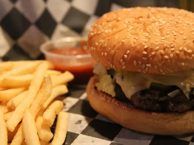 Mobile Live Event Announcement: 'Baddies Burger House' on the Move